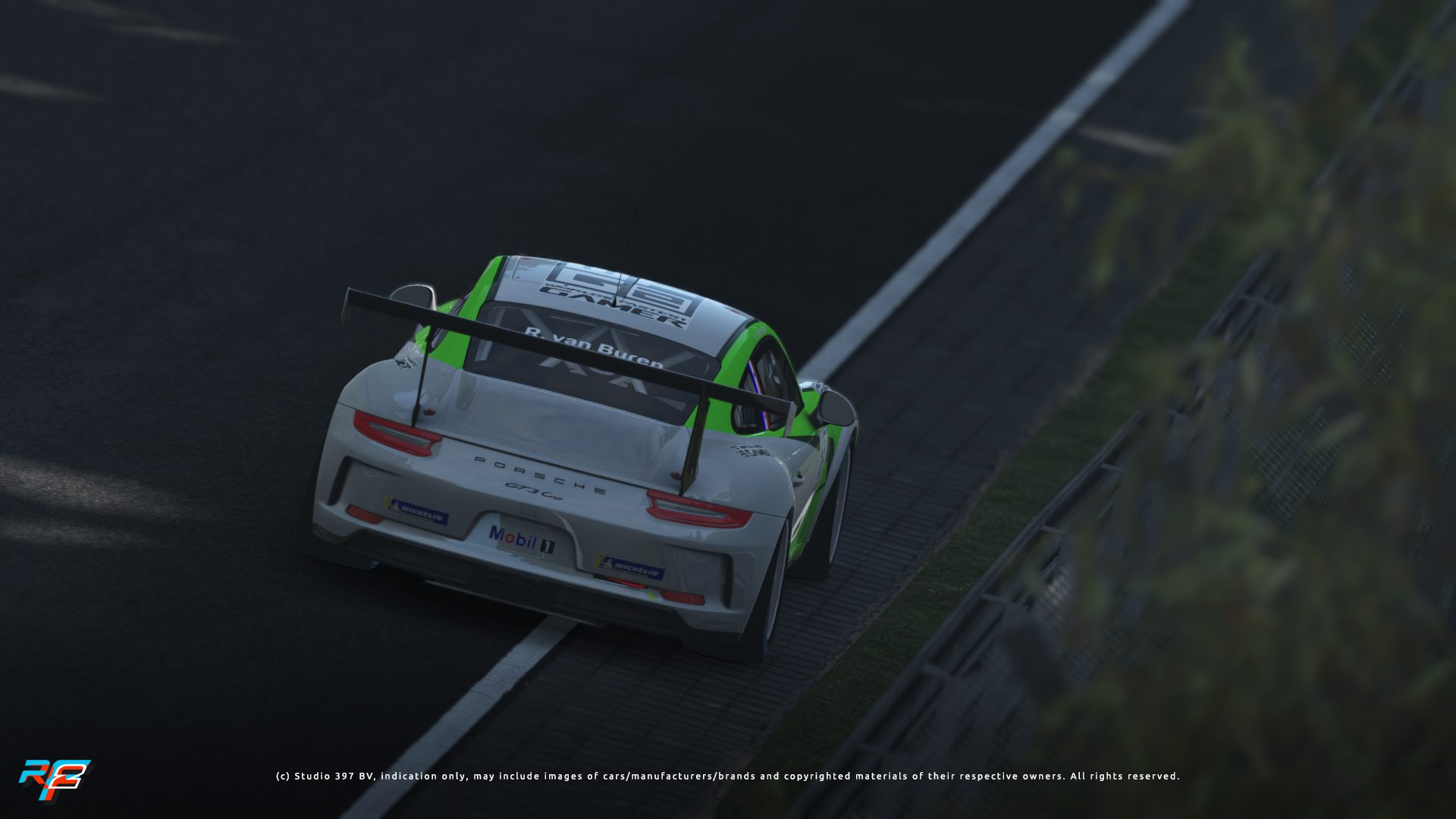 Porsche_911_GT3_Cup_screenshot_03_brande