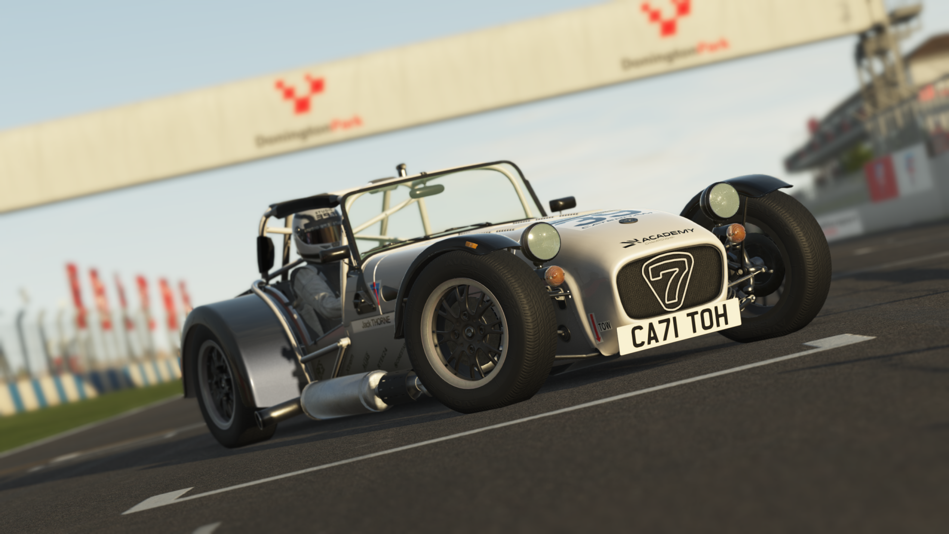Forza Horizon - Drive fast on the Horizon Oval Circuit with four